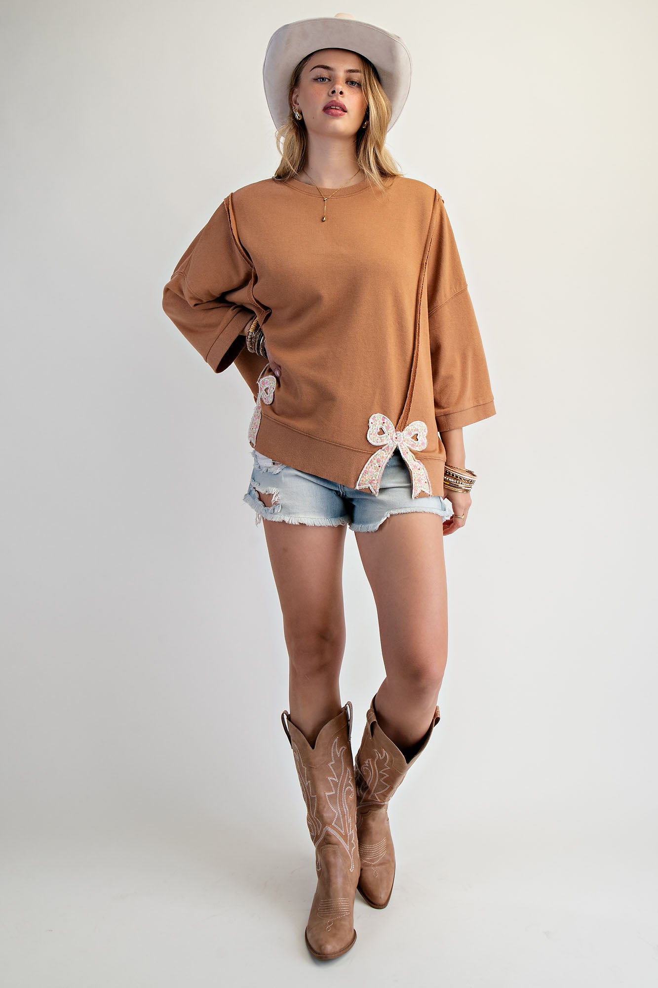 Easel 3/4 Sleeve Bow Top