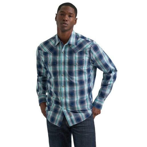 Wrangler Men’s Retro Premium Modern Fit Long Sleeve Snap Shirt