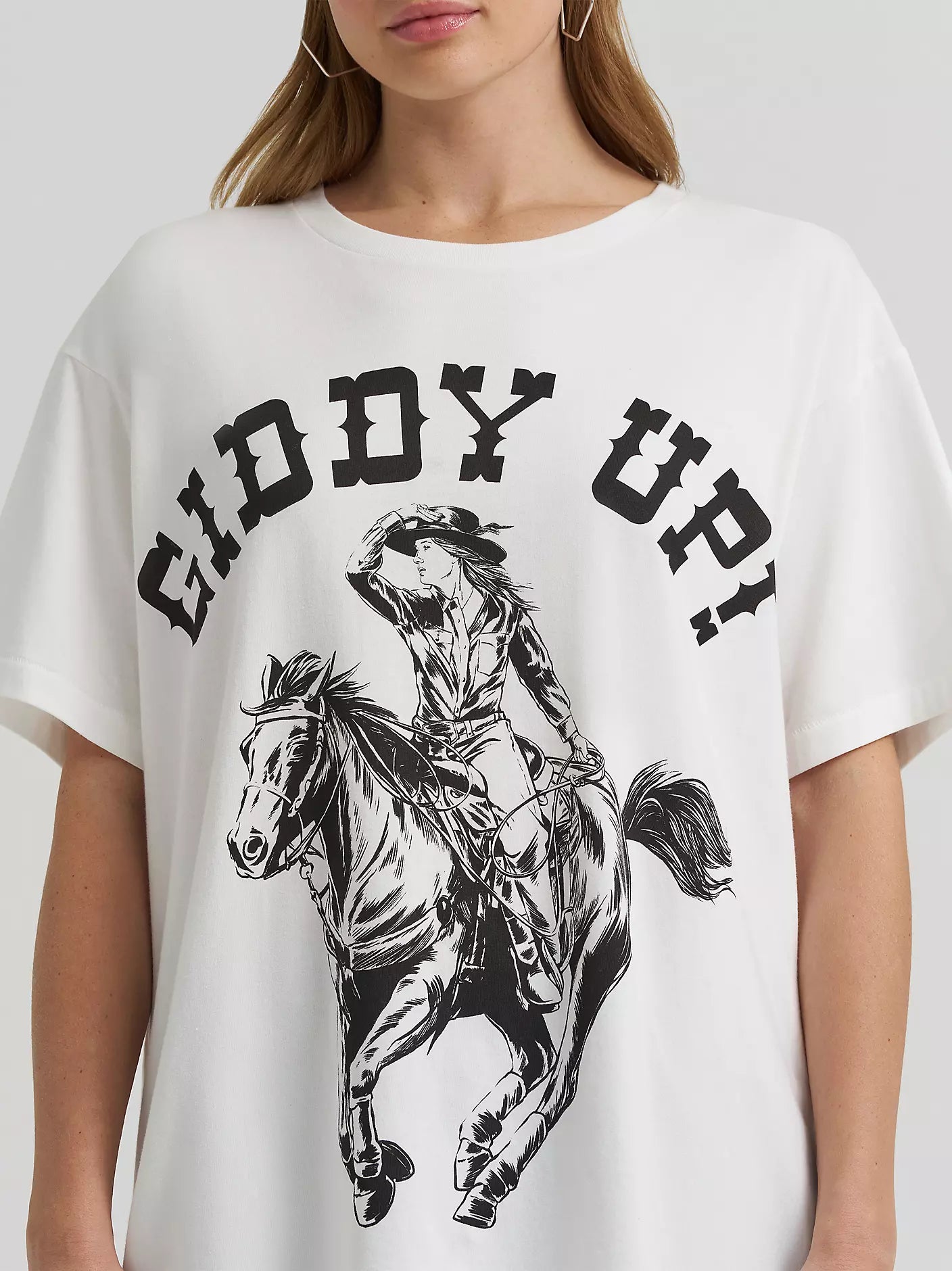 Lainey Wilson X Wrangler Women’s Giddy Up Tee