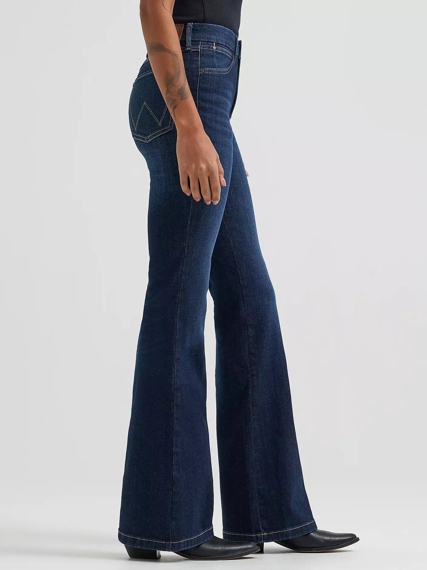 Wrangler Women’s Bespoke High Rise Flare Jean