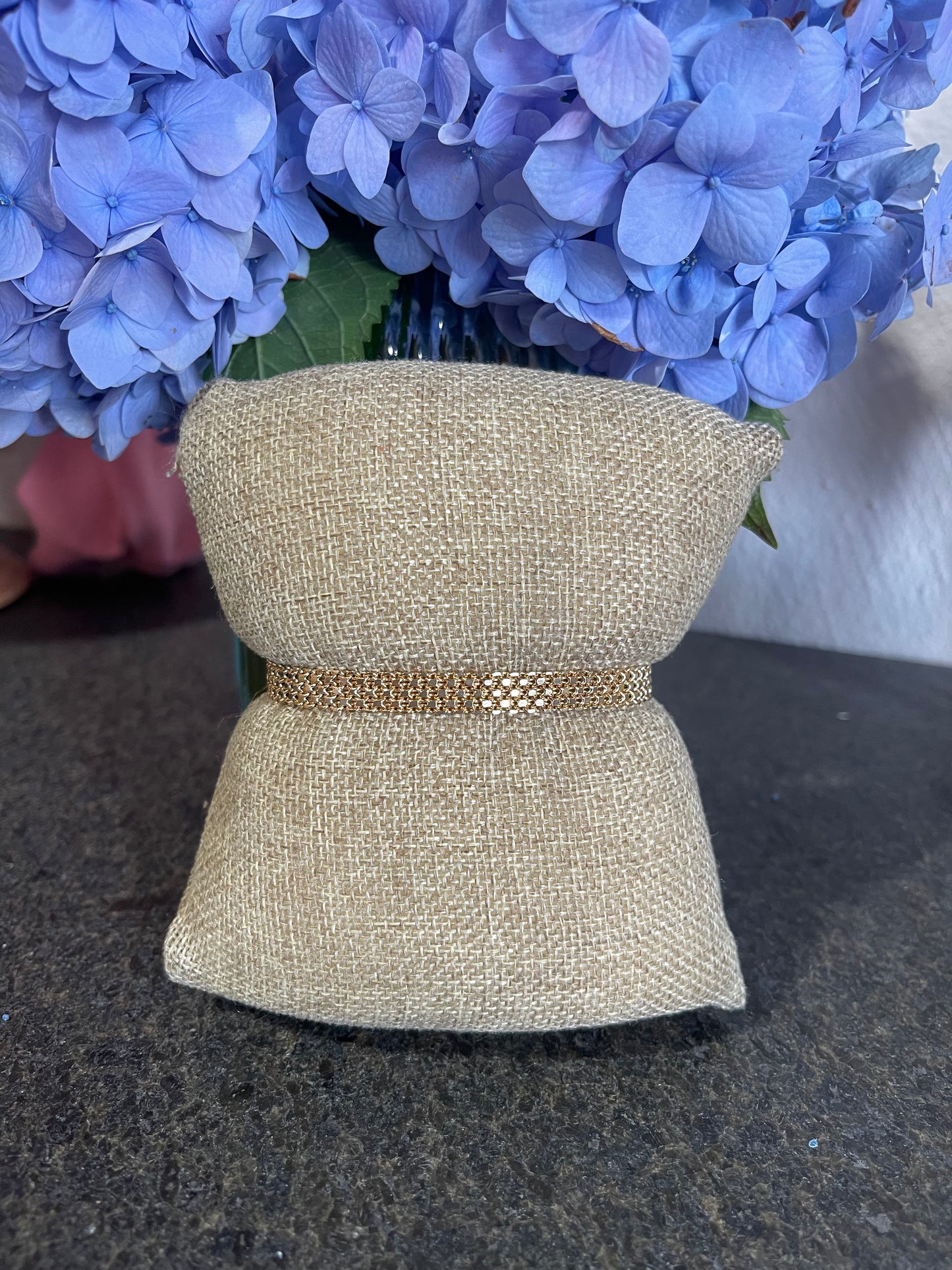 Gold Mesh 8" Bracelet