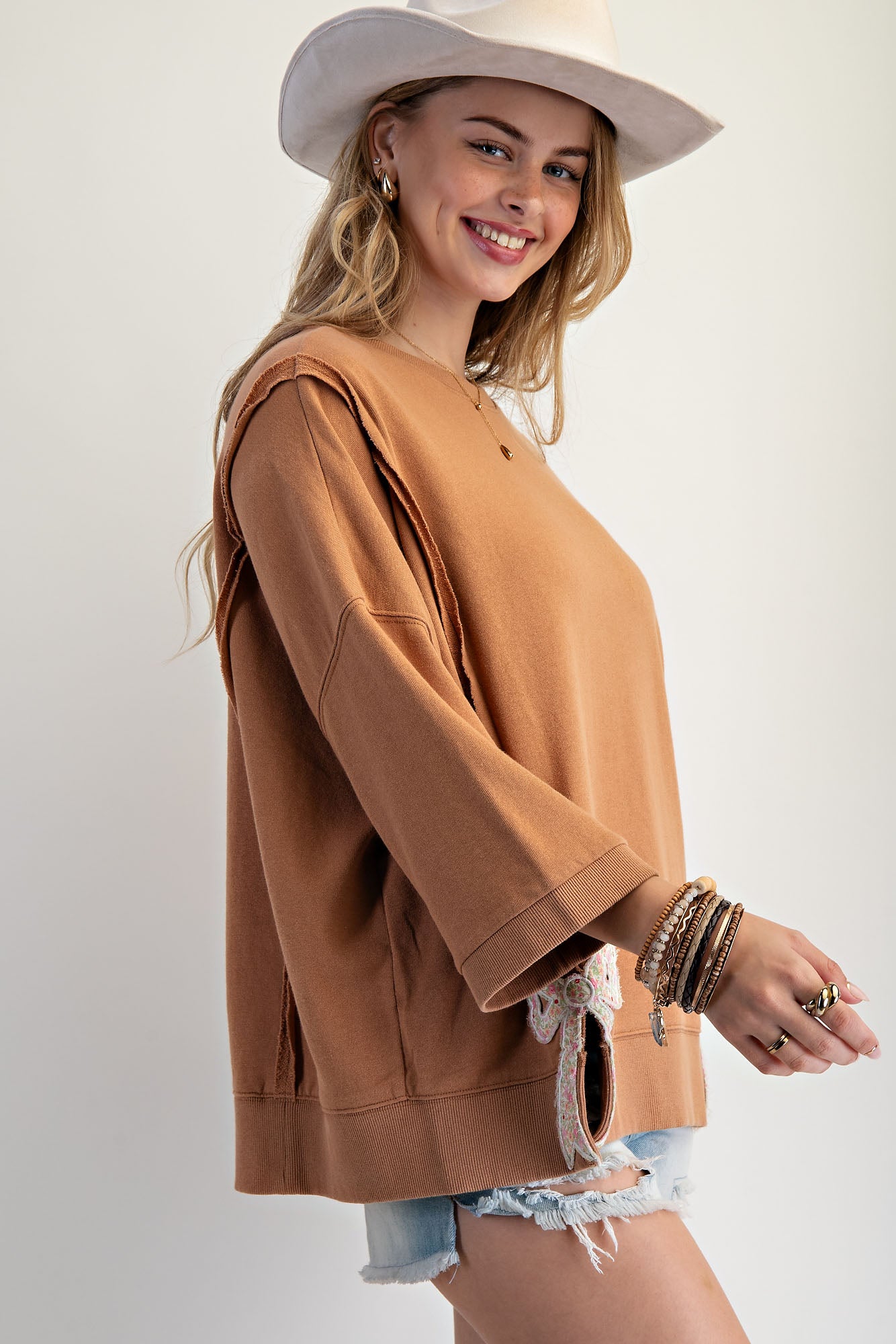 Easel 3/4 Sleeve Bow Top