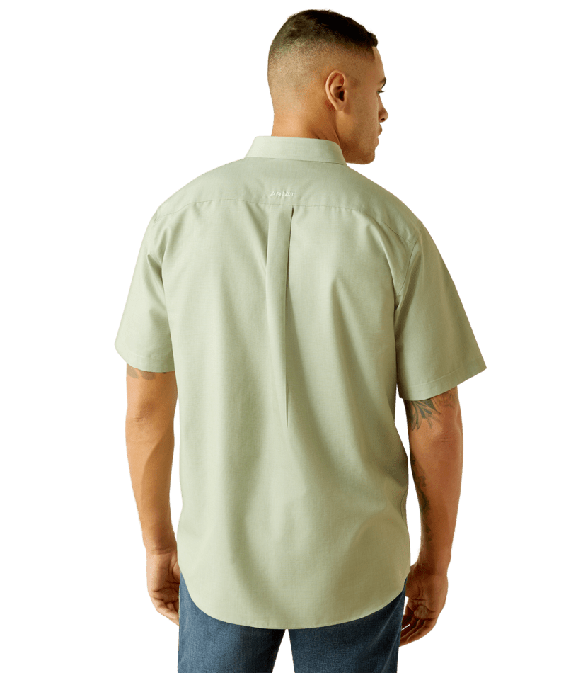 Ariat Wrinkle Free Solid Classic Fit Shirt Short Sleeve