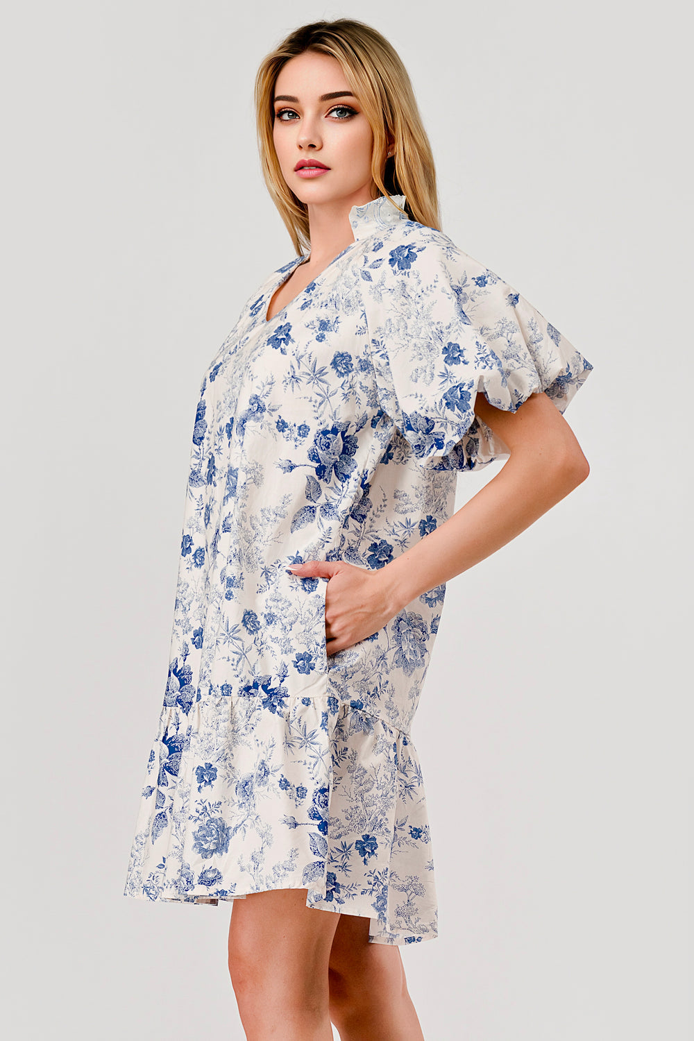 Pixi & Ivy Bree Floral Toile Print Dress