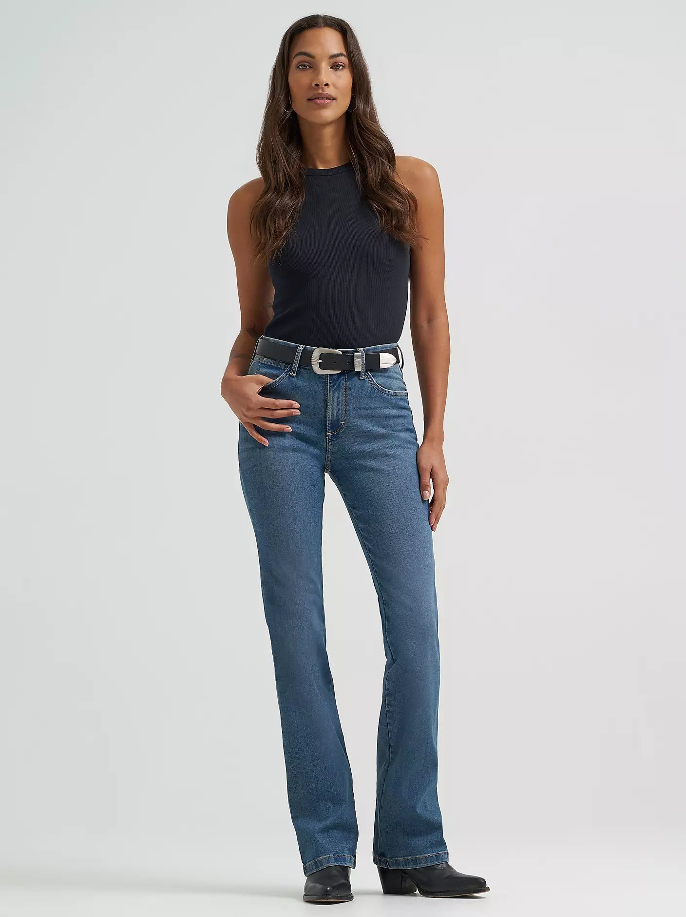 Wrangler Women’s Bespoke High Rise Bootcut Jean Ada