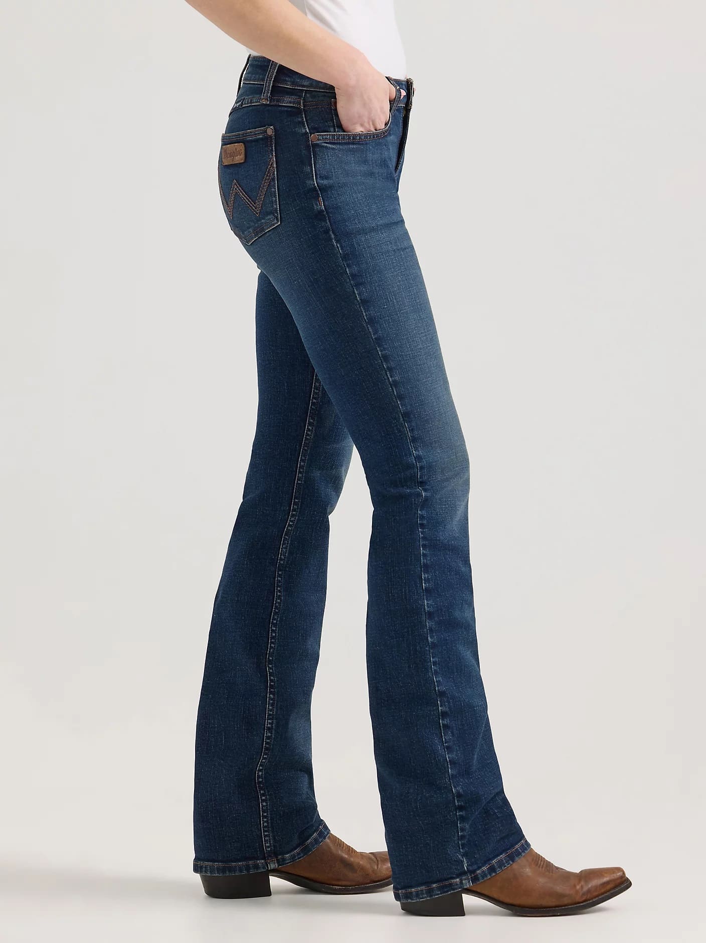 Wrangler Retro Women’s Mae Mid Rise Boot Cut Jean