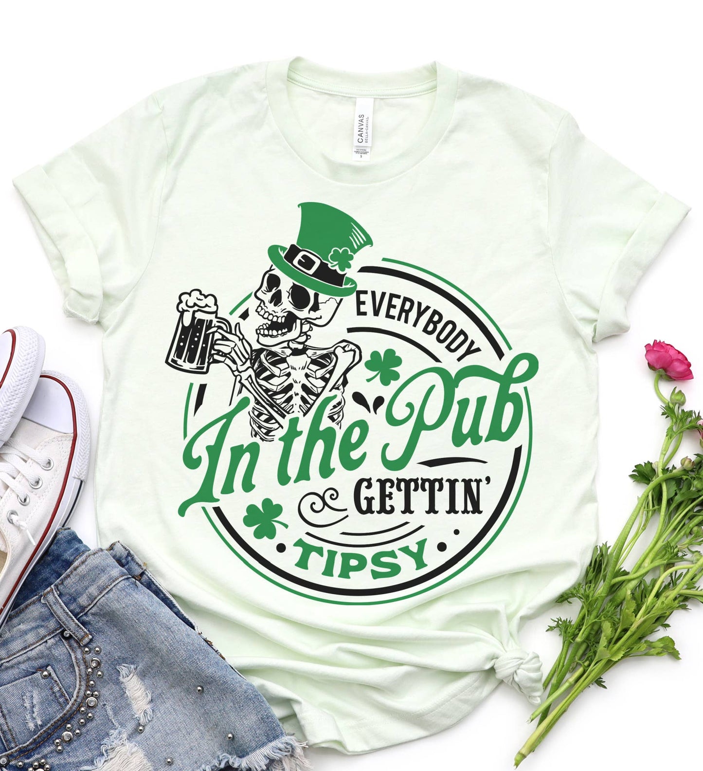 St. Pattys Everybody In The Pub Vintage Graphic Tee