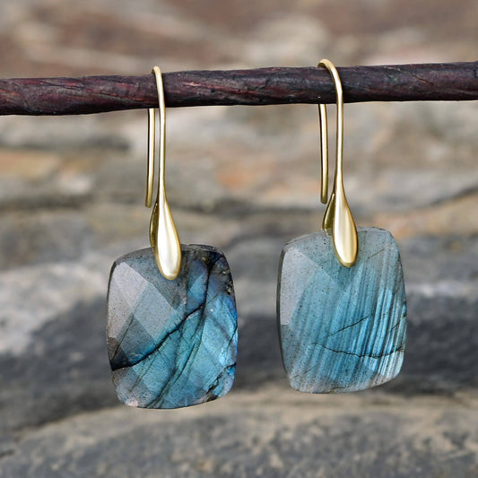 Cape Diablo - Labradorite Glow Drops Earrings